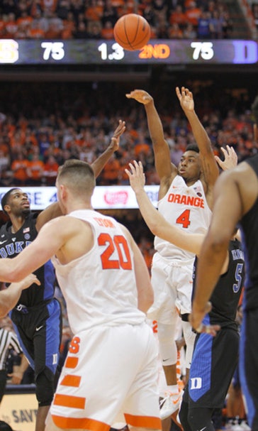 Gillon's 3 at buzzer lifts Syracuse past No. 10 Duke 78-75 (Feb 22, 2017)